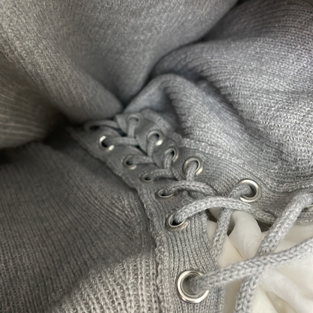 Sweater - grey - Picture 6 of 6